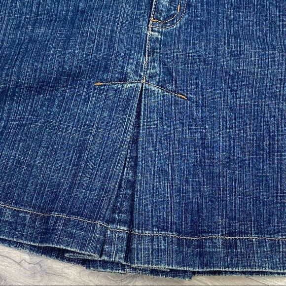DKNY Jeans Pleated Stretch Denim Mini Skirt 8 Blue NWT - Picture 3 of 9